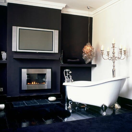 Black and white bathroom design