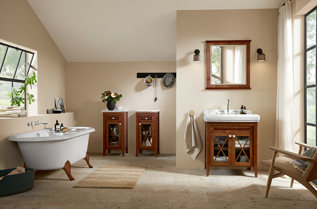 Heritage basin, vanity unit, Freestanding bath.