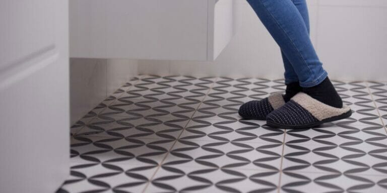 How Underfloor Heating Can Transform Your Bathroom Experience 